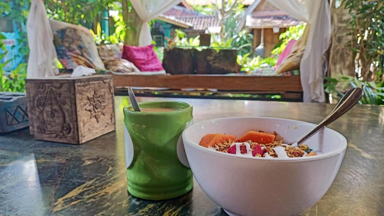 Santhiku Hotel & Spa 러비나 외부 사진